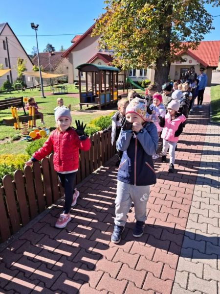 Akcja "Sprzątanie świata" 3 f_large_18069cbccb2c068c6789d07981289498c756c962251a