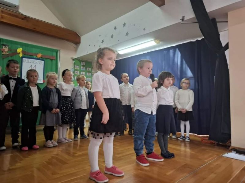 Dzień Edukacji Narodowej 1 f_large_1815e211aa7f19f5d341df99f4ca15a2f884d770fcc7