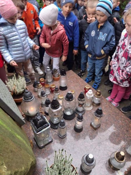 f_large_1822b28f67185b0336310d3b7e3ca4ac18613f6fcd09