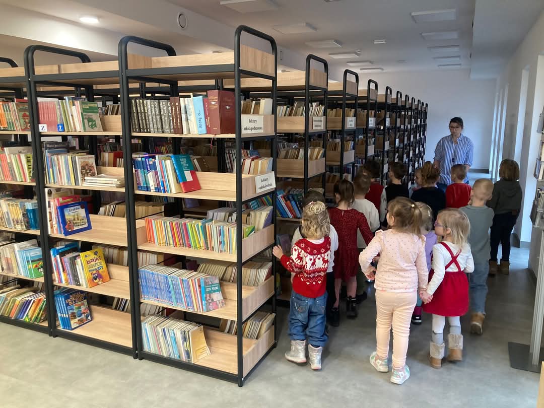 Walentynki w przedszkolu oraz walentynkowe warsztaty w Gminnej Bibliotece w Gnojniku 8 FB_IMG_1739702967873
