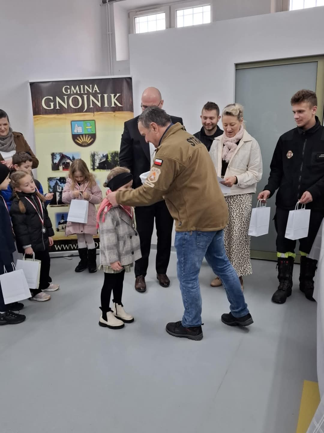 Konkurs plastyczny " Ziemia - Woda - Powietrze - Strażacy na straży ochrony środowiska" 1 FB_IMG_1743093852670