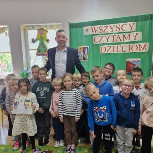 „Wszyscy czytamy dzieciom”